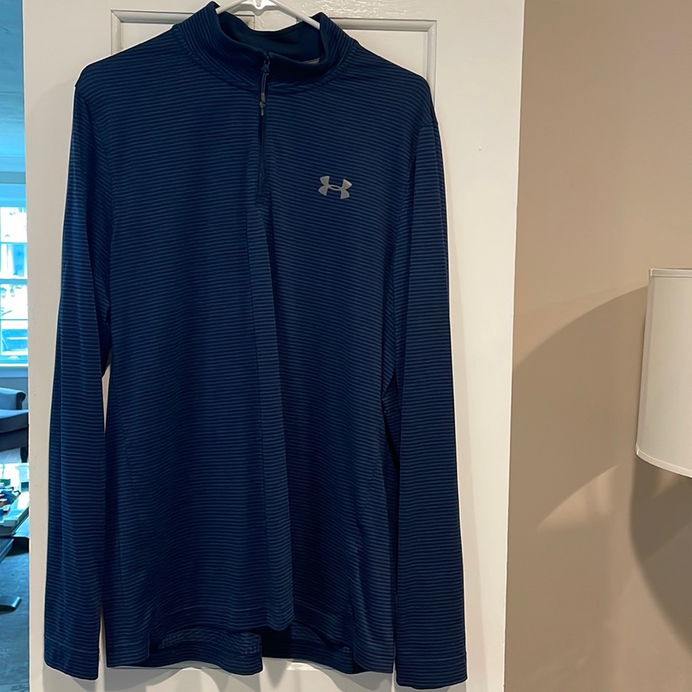 Men’s Underarmour quarter zip